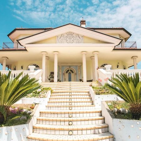 Alexander'S Home Collecorvino Ngoại thất bức ảnh